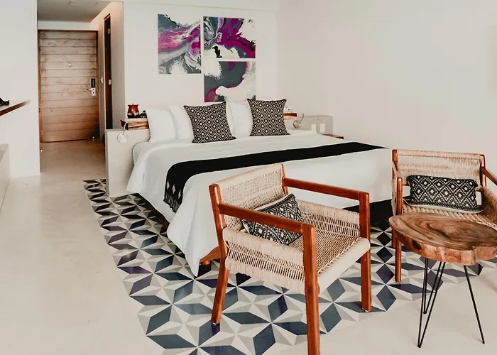 Hotel B Unique (adults Only)