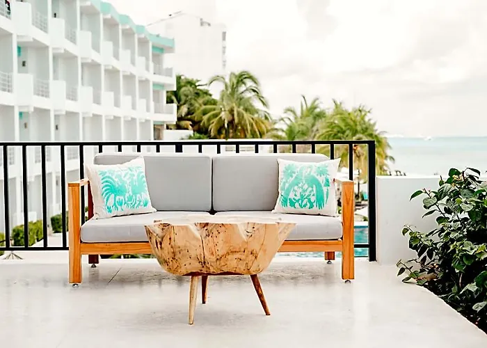 B Unique (adults Only) Hotel